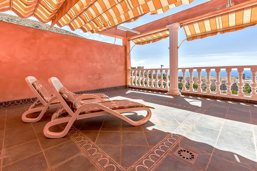 Villa In Los Cristianos Los Cristianos  Bagian luar foto