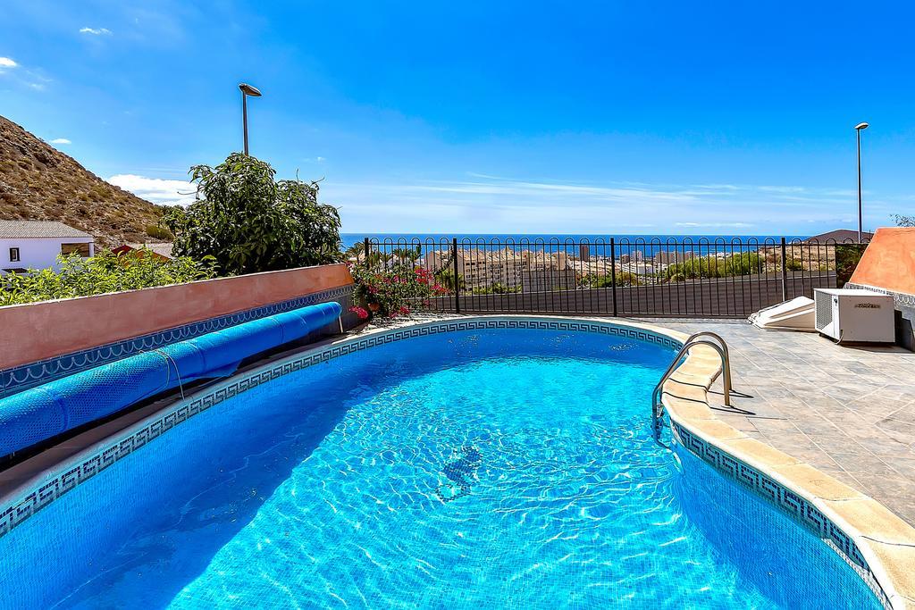 Villa In Los Cristianos Los Cristianos  Bagian luar foto